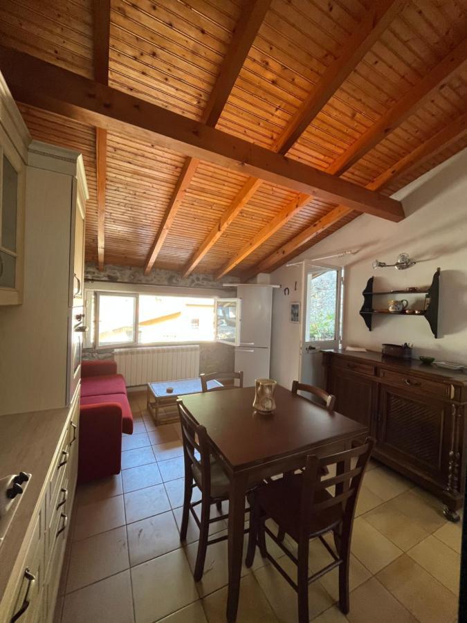 Casa Victoria - Full Equipped Stone House * Rocchetta Nervina
